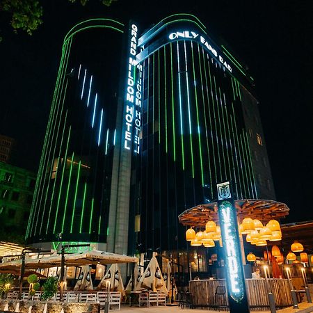 Grand Mildom Hotel Alma-Ata Exteriör bild